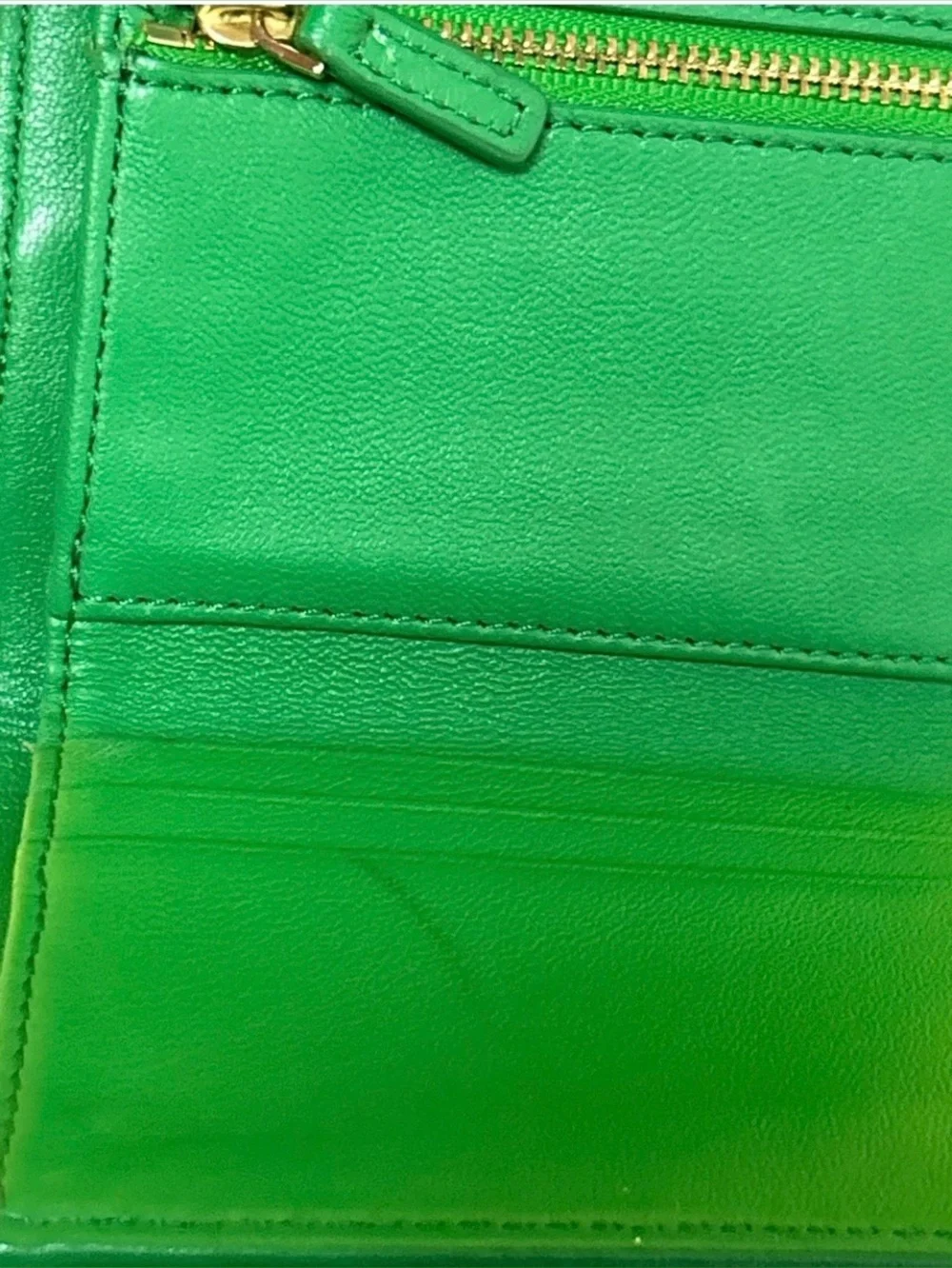Tory Burch Green Leather Embossed Bifold Wallet